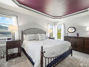 24216 129th Avenue SE, Kent WA 98030