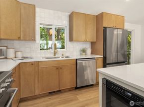 8820 194th Street SW, Edmonds WA 98026