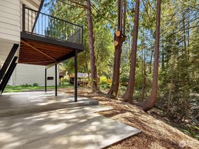 8820 194th Street SW, Edmonds WA 98026