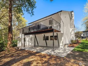 8820 194th Street SW, Edmonds WA 98026