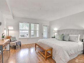 4133 224th Lane SE 202, Issaquah WA 98029