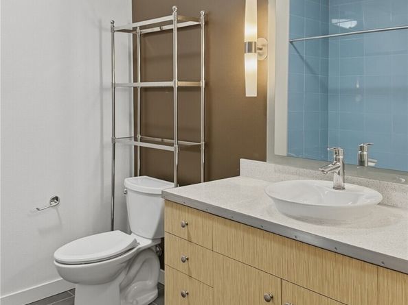 3104 Western Ave 522, Seattle WA 98121