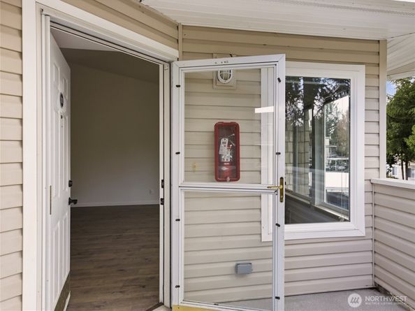 9210 Market Place D201, Lake Stevens WA 98258