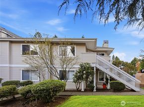 9210 Market Place D201, Lake Stevens WA 98258