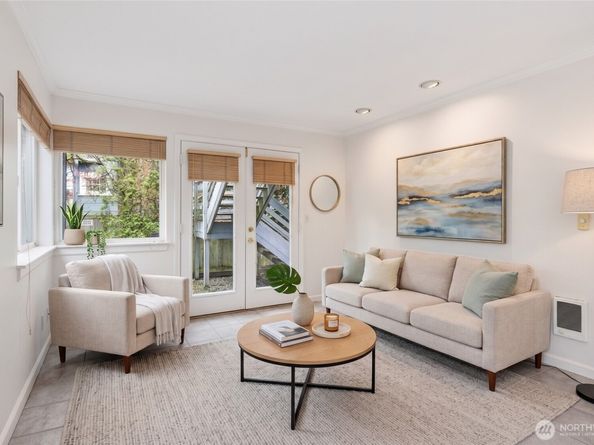 4811 Phinney Avenue N 101, Seattle WA 98103