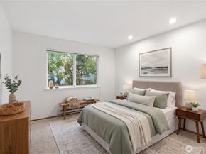 4811 Phinney Avenue N 101, Seattle WA 98103