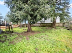32917 33rd Ave SW, Federal Way WA 98023