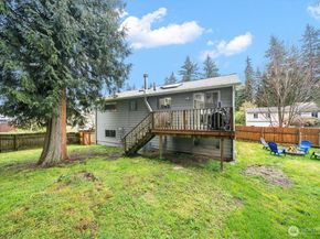 32917 33rd Ave SW, Federal Way WA 98023