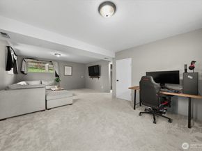 32917 33rd Ave SW, Federal Way WA 98023