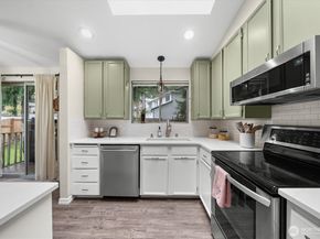 32917 33rd Ave SW, Federal Way WA 98023