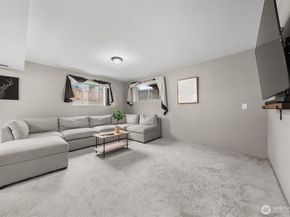 32917 33rd Ave SW, Federal Way WA 98023