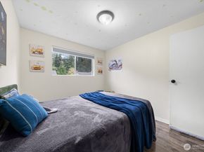 32917 33rd Ave SW, Federal Way WA 98023