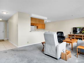 8260 53rd Avenue W 207, Mukilteo WA 98275