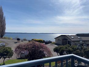21550 1st Court S, Normandy Park WA 98198