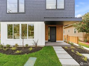 529 SE Bush Street A, Issaquah WA 98027