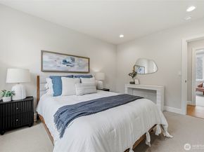 529 SE Bush Street A, Issaquah WA 98027
