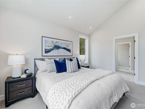 529 SE Bush Street A, Issaquah WA 98027