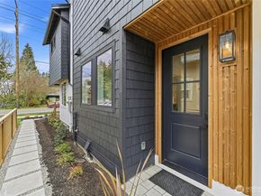 529 SE Bush Street A, Issaquah WA 98027