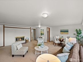 19201 51st Avenue NE, Lake Forest Park WA 98155