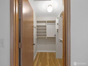 19201 51st Avenue NE, Lake Forest Park WA 98155