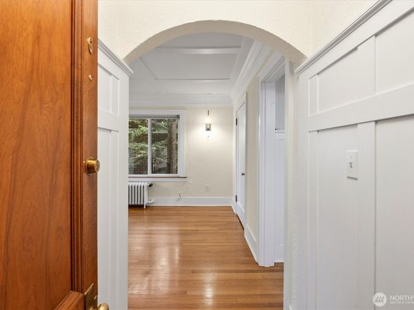 1640 18th Avenue 6, Seattle WA 98122