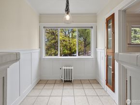 1640 18th Avenue 6, Seattle WA 98122