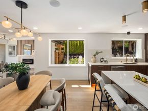 7005 58th Avenue NE, Seattle WA 98115