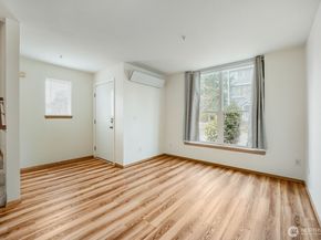7710 Chicago Court S, Seattle WA 98118