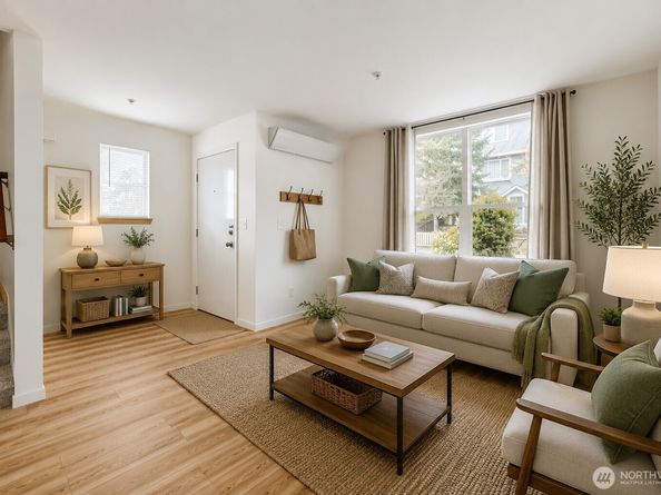 7710 Chicago Court S, Seattle WA 98118