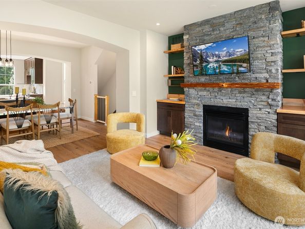 5390 237th Terrace SE 302, Issaquah WA 98029