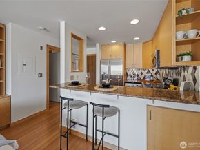 211 Summit Avenue E 405, Seattle WA 98102