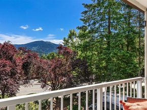 206 Mountain Park Boulevard SW D203, Issaquah WA 98027