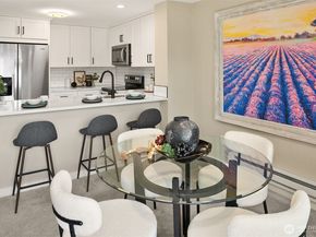 206 Mountain Park Boulevard SW D203, Issaquah WA 98027