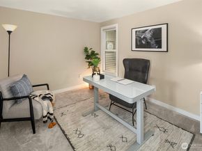 206 Mountain Park Boulevard SW D203, Issaquah WA 98027