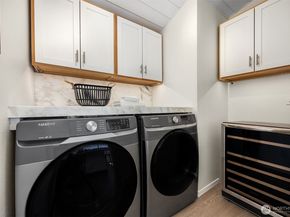 2031 Fairview Avenue E H, Seattle WA 98102