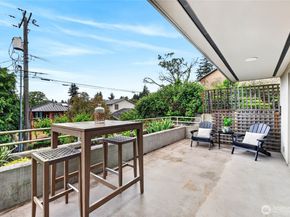 4457 44th Avenue SW 101, Seattle WA 98116