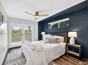 4457 44th Avenue SW 101, Seattle WA 98116
