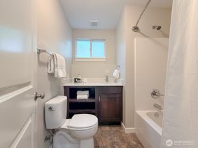 15003 108th Place NE, Bothell WA 98011