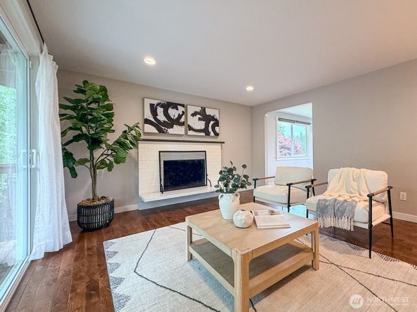 15003 108th Place NE, Bothell WA 98011