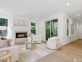 12109 NE 105th St, Kirkland WA 98033
