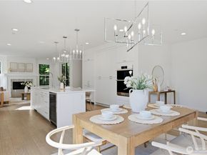 12109 NE 105th St, Kirkland WA 98033