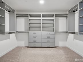 12109 NE 105th St, Kirkland WA 98033