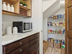 1749 NW 63rd Street, Seattle WA 98107