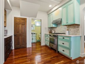 1749 NW 63rd Street, Seattle WA 98107