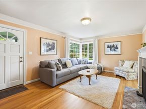 236 SW 166th Place, Normandy Park WA 98166
