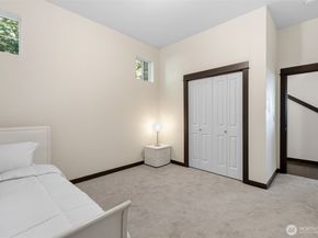 16990 NE 84th Court, Redmond WA 98052