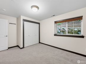 16990 NE 84th Court, Redmond WA 98052