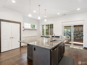 16990 NE 84th Court, Redmond WA 98052