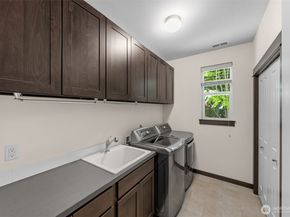 16990 NE 84th Court, Redmond WA 98052