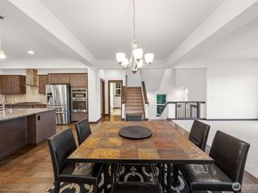 16990 NE 84th Court, Redmond WA 98052